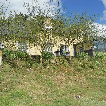 Chez Louis D'hotes A La Ferme Bed & Breakfast La Canourgue